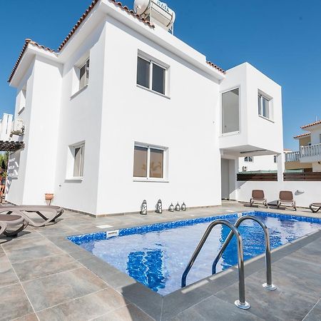 Villa Valmare Ayía Nápa Extérieur photo